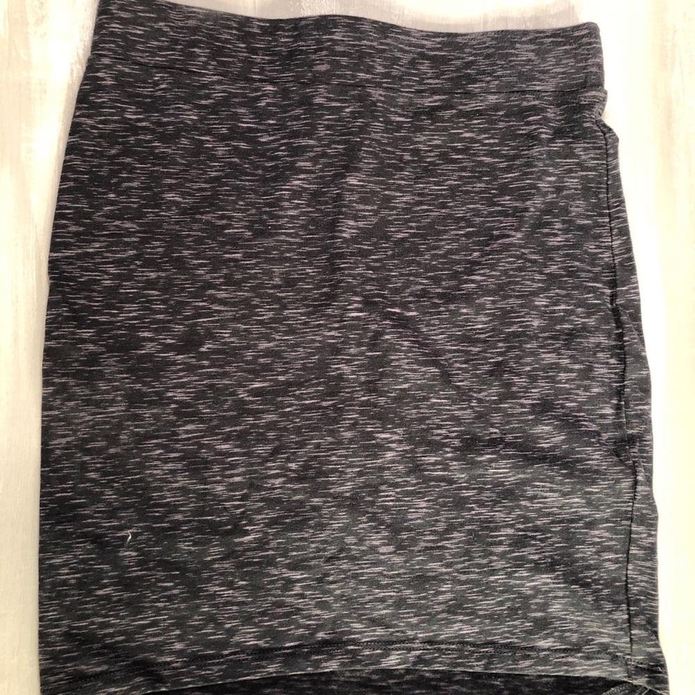 Stretchy Pencil Skirt